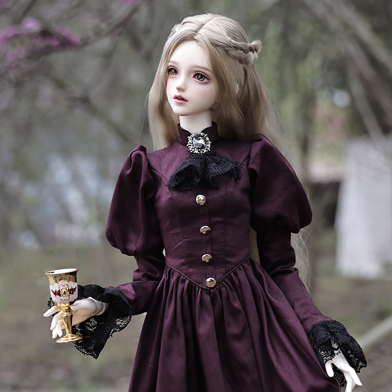 Vintage Items Collection - دمية إلينا BJD 1/3 جميلة أنيقة